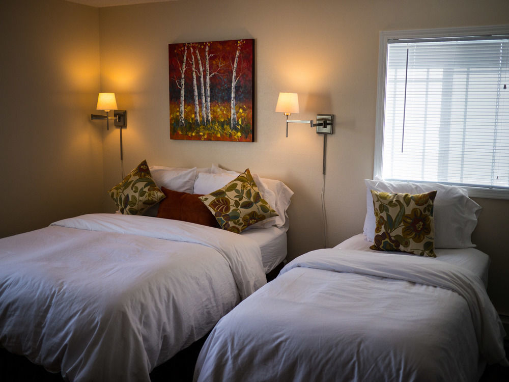 Arctic Fox Inn Anchorage Exterior photo